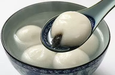 丈夫元宵節加班,妻子心疼,去送元宵,登記時瞥見監控,含淚離婚