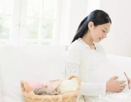 媳婦生倆女兒胖到170斤,婆婆慫恿兒子離婚,半年後兒子悔青腸