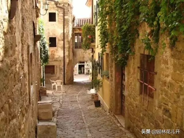 全世界最美的60個小鎮