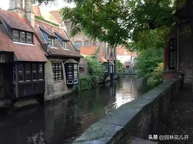 全世界最美的60個小鎮