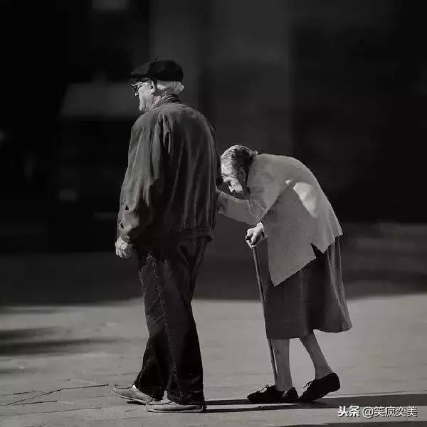 人間最苦的兩個人—老爸和老媽