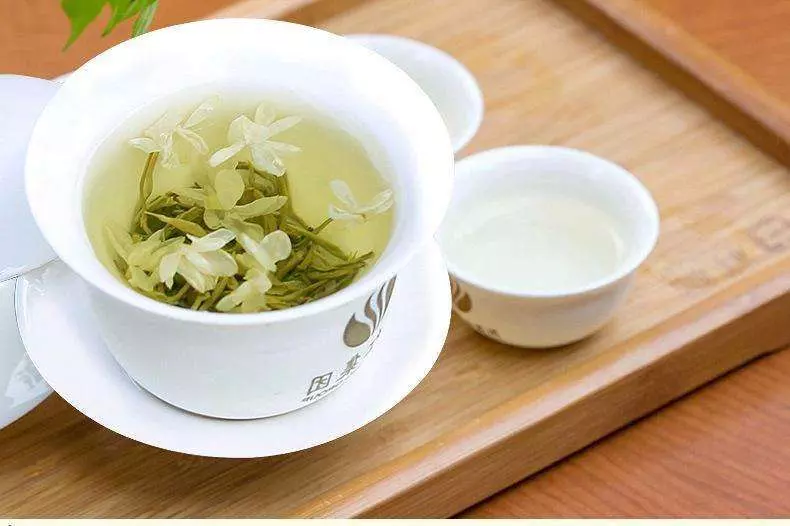 胃病犯了,別亂買葯!多吃這「3物」,修養粘膜,胃癌「不報到」 !