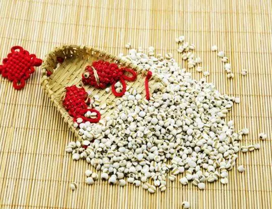 老年斑太多很難消?巧用5個小方法,色斑、老年斑都趕走!