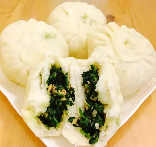 這個蔬菜是【天然的鈣片】,種進花盆中長瘋快,15天就能吃 !