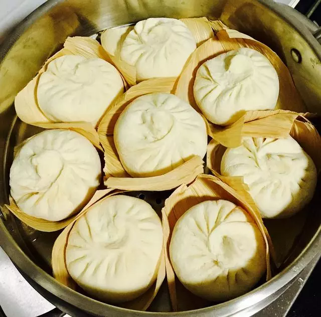 這個蔬菜是【天然的鈣片】,種進花盆中長瘋快,15天就能吃 !