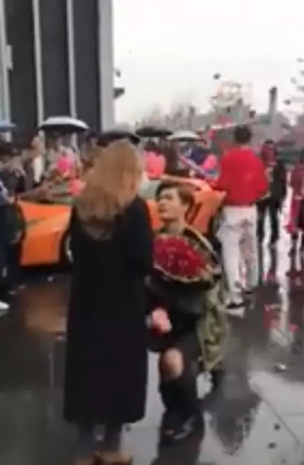女友一句「不想嫁到中國」,讓富二代氣到砸場子!
