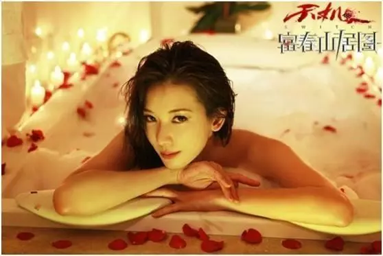 女星「一絲不掛」出浴圖,最後一位令人流鼻血流不停!