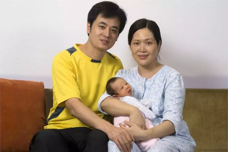 演員林秀玲與丈夫相隔兩地,一年見不到幾次面仍相親相愛,耳聞舊愛在日前離婚 ...直嘆:夫妻甭計較!