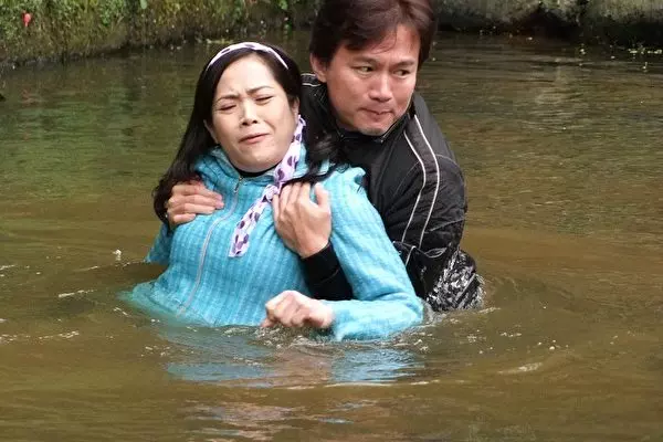 演員林秀玲與丈夫相隔兩地,一年見不到幾次面仍相親相愛,耳聞舊愛在日前離婚 ...直嘆:夫妻甭計較!