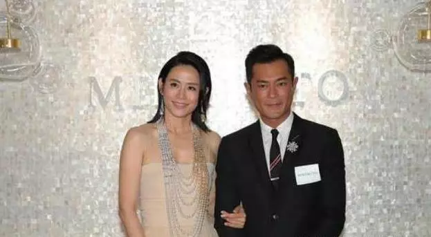 古天樂多次示愛被拒絕,如今兩人都年近50,終於要在一起