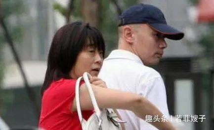 老公離婚,小三穿名牌上門挑釁,進了老婆臥室,如遭雷擊