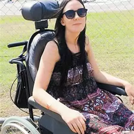 老公離婚,小三穿名牌上門挑釁,進了老婆臥室,如遭雷擊
