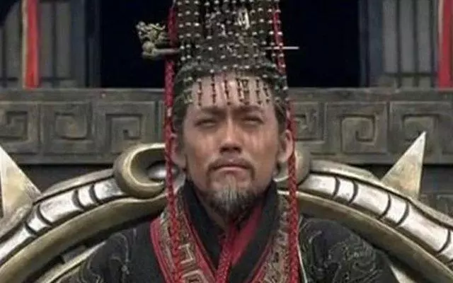 長城為何能千年不倒?秦始皇往裡加了一樣東西,現代人都不捨得用