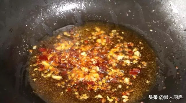豆腐別只會燒湯,快試試這種好吃的做法,比吃大魚大肉香