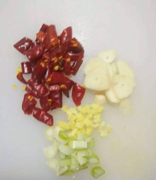 魚香肉絲炒麵,面這樣做太好吃了