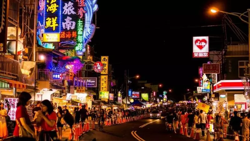 為何台灣薪水凍漲20年?他曝關鍵…