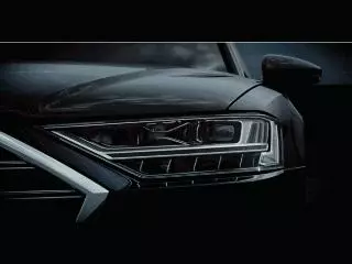 堵了3小時,前面的車竟用尾燈放了一部電影?