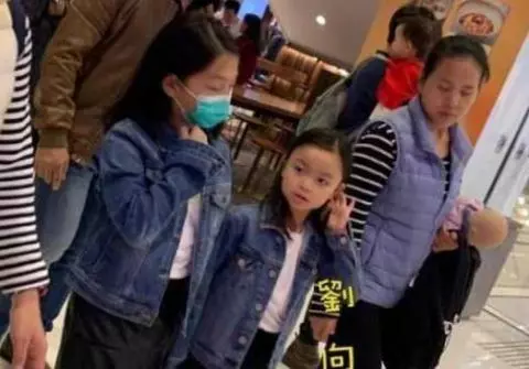 劉德華妻子近照曝光,和親妹妹逛街,6歲女兒劉向蕙長成這樣!