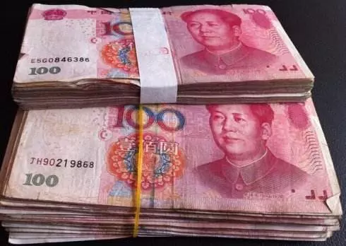 老人垂死,女兒不管,兒媳照顧,臨死前留下債務讓兒媳暴富!