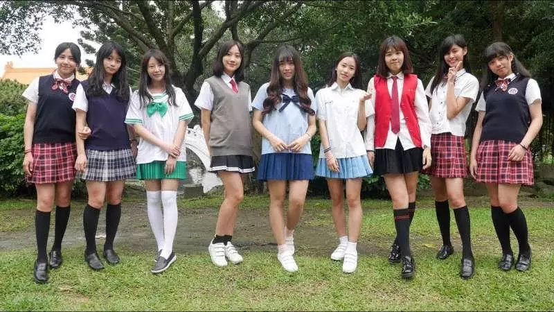 16張「風格很不一樣」的各國學生制服照 越南女學生「全白服飾」公認第一名