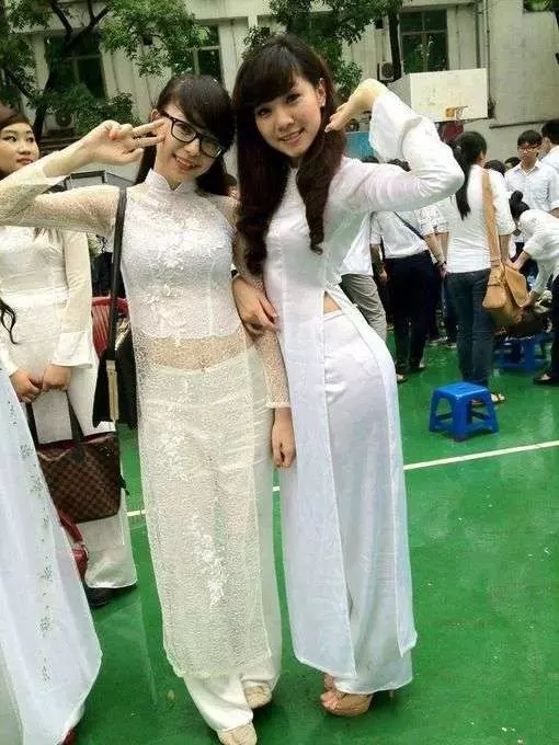 16張「風格很不一樣」的各國學生制服照 越南女學生「全白服飾」公認第一名