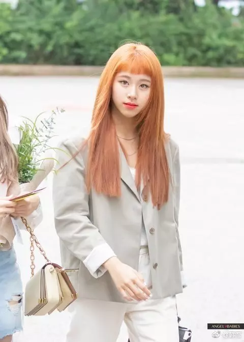 [TWICE][分享]190221 旅個遊都像拍畫報一樣粉絲夏威夷偶遇MINA