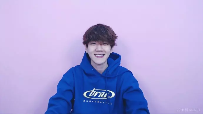 [EXO][新聞]190221 玩得很盡興，燦嘟結束日本旅行今日返韓
