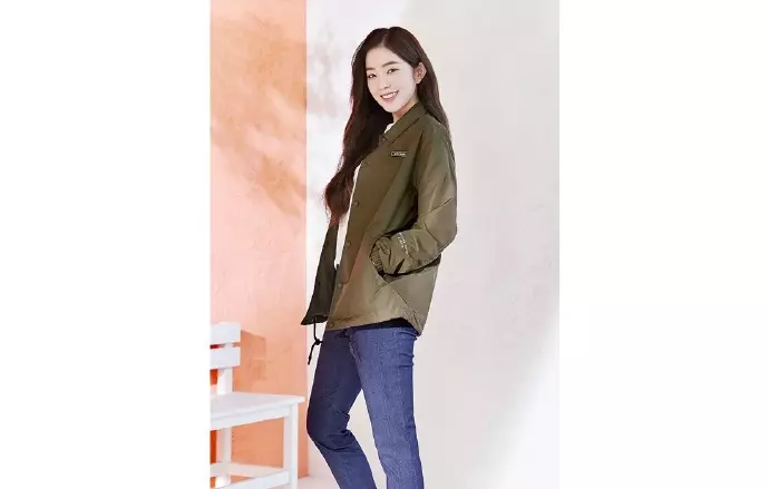 [Red Velvet][分享]190221 是讓人驕傲的完妮Wendy和老師&好友的合影公開
