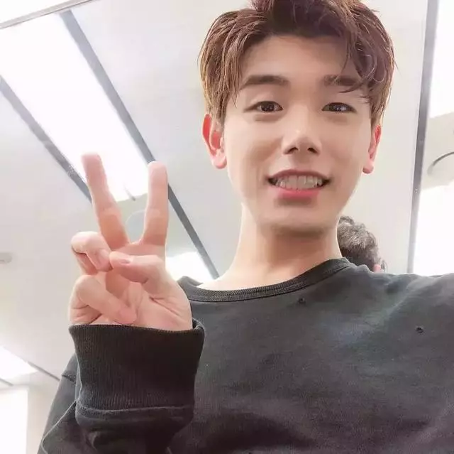 從BTS到TWICE,Eric Nam隱藏的「精湛舞技」大放出!