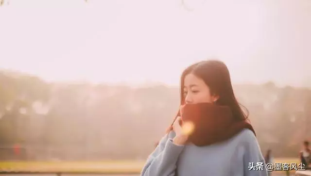 生活中要學會淺笑和沉默,因為一種是修養,一種是態度