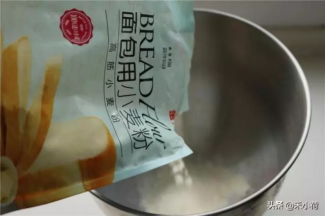 超級靠譜的麵包方子,值4000塊,柔軟拉絲,放三天也不硬
