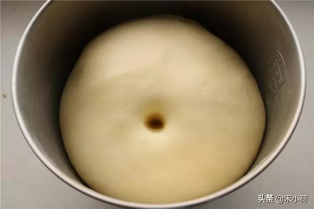 超級靠譜的麵包方子,值4000塊,柔軟拉絲,放三天也不硬