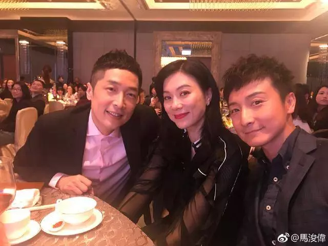 TVB花旦又聚會啦,第一眼只認出蔡少芬,黎姿郭可盈感覺分不清了!