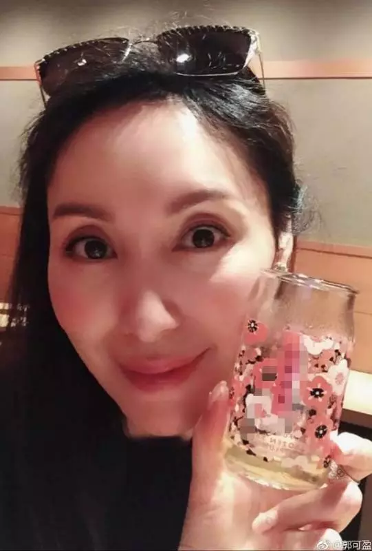 TVB花旦又聚會啦,第一眼只認出蔡少芬,黎姿郭可盈感覺分不清了!