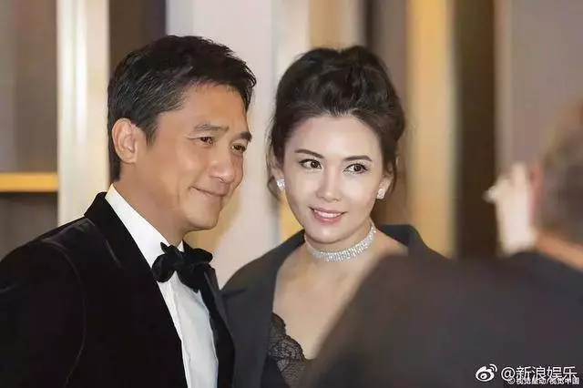 TVB花旦又聚會啦,第一眼只認出蔡少芬,黎姿郭可盈感覺分不清了!