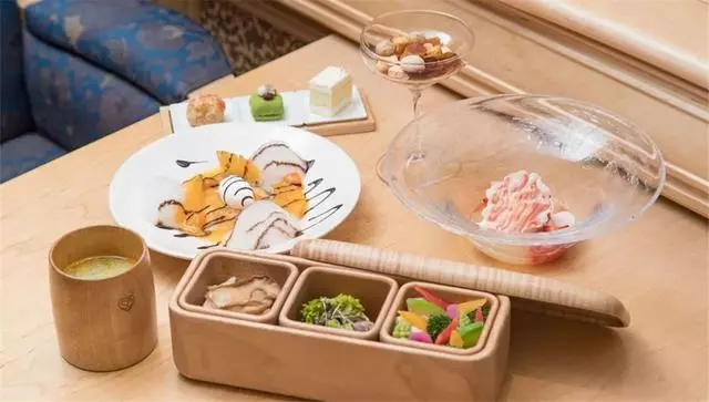坐過日本這5列美食火車,才懂什麼是真正的食色之旅!