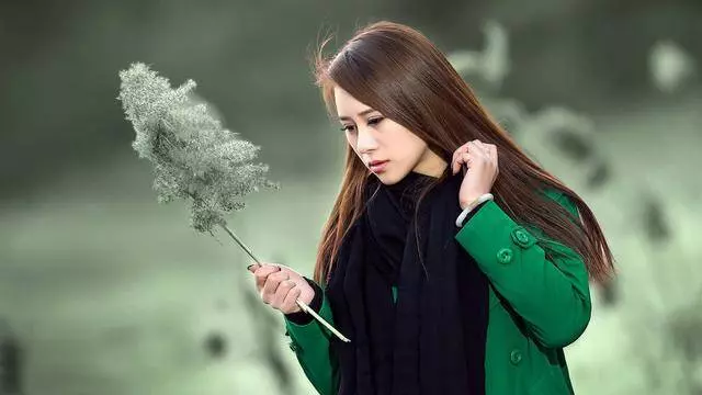 這3個生肖的女人,婚前旺父、婚後旺夫