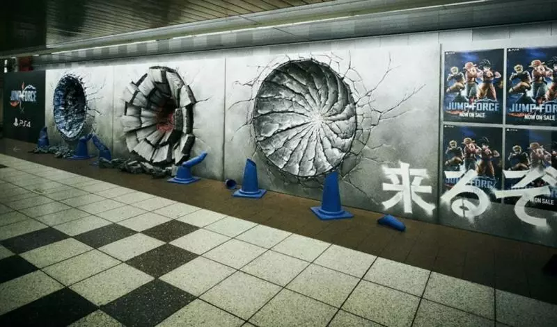 是現實!日本新宿驚見3個破裂大洞 近看「悟空、魯夫、鳴人絕招痕跡」讓全網暴動