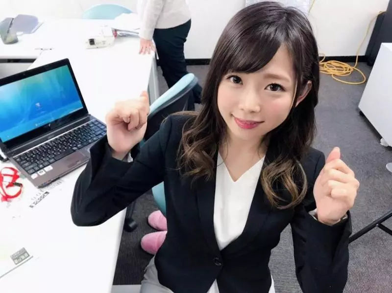說好不結婚的!日本才女紗倉真菜披白紗