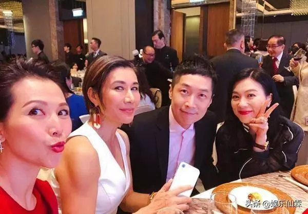 47歲黎姿大辦晚宴,昔日四大花旦同框比美,49歲郭可盈最自然 !