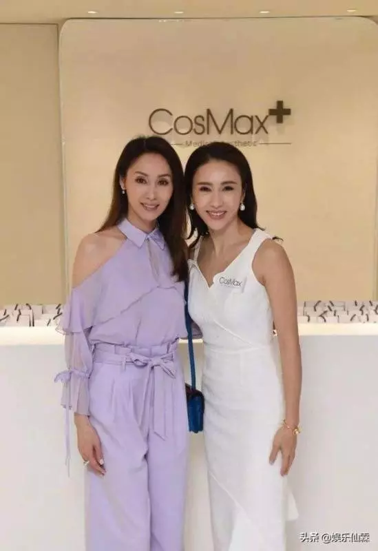 47歲黎姿大辦晚宴,昔日四大花旦同框比美,49歲郭可盈最自然 !