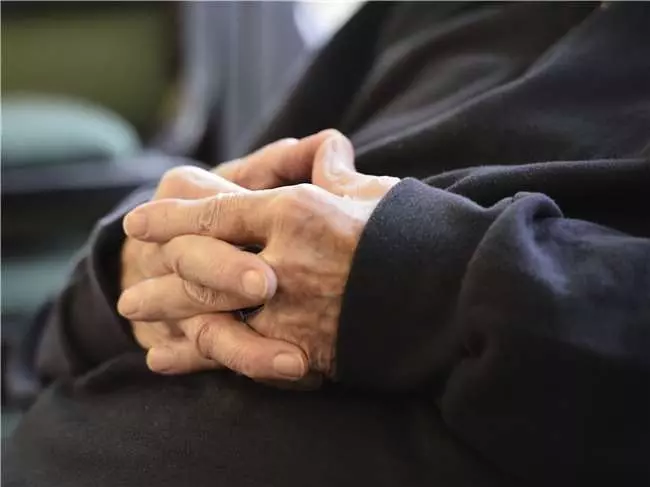 原來「臨終」是這樣子的...趁現在還來的及,明白以後就別再帶給親人痛苦了!