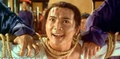 洪金寶唯一徒弟,武功好演技好卻一直不紅,娶了10大名模為妻!想不到他的老婆竟是「她」!