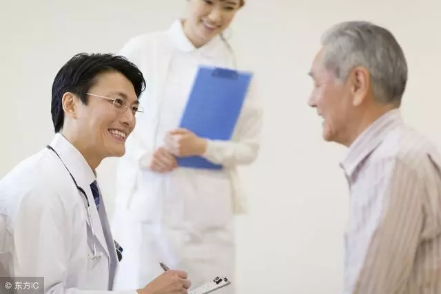 我生了兒子,老公和我離了婚,如今前夫想認親,兒子說你不配