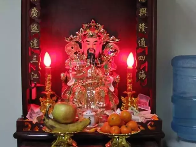 今天正月十八發財日!地主公說了:今天你打開,我就讓你發財一輩子,你就迷信一次吧!