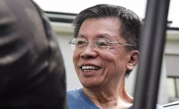 「大哭而來,靜靜地走」不插管、不氣切、不設靈堂告別式,沈富雄的8點準遺言