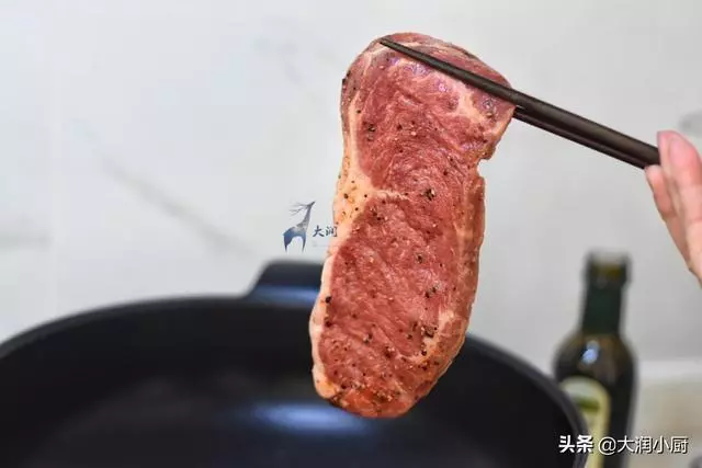 不愛的人覺得噁心,愛它的人卻最識寶,牛排配它竟然細滑香濃