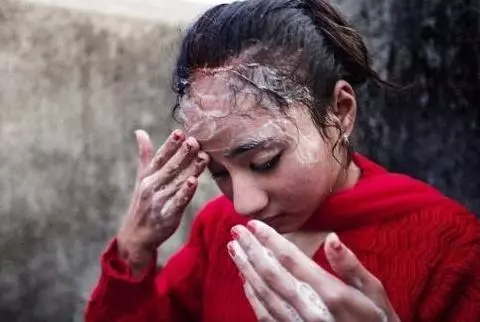 尼泊爾「活女神」退位之後:靠補助生存,無人願娶還遭人嫌棄