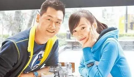 沈世朋鬆口坦言「配不上小16歲嫩妻」 原來女方的家世背景超強大