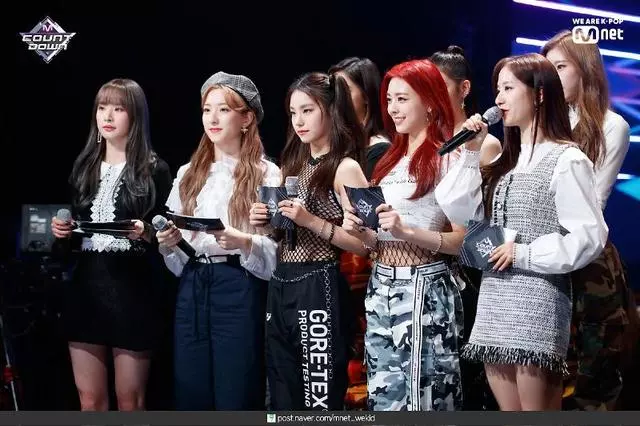 ITZY Yuna和宇宙少女苞娜顏值出眾,網友認為兩人長相神似!